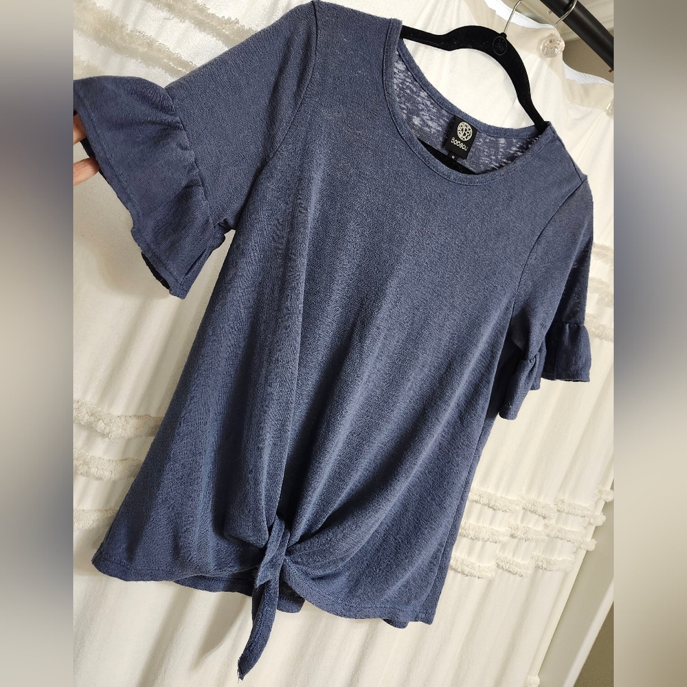 Bobeau Navy Tie-Front Short Sleeve Top, with ruffled sleeves.